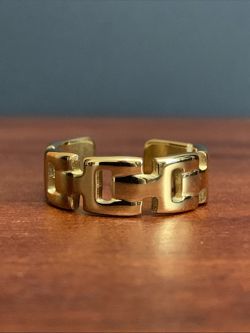 NWT gold tone cut out ring size 8